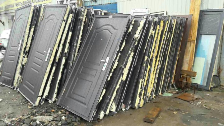 Вывоз металлических дверей с утилизацией в Волжском в октябре
